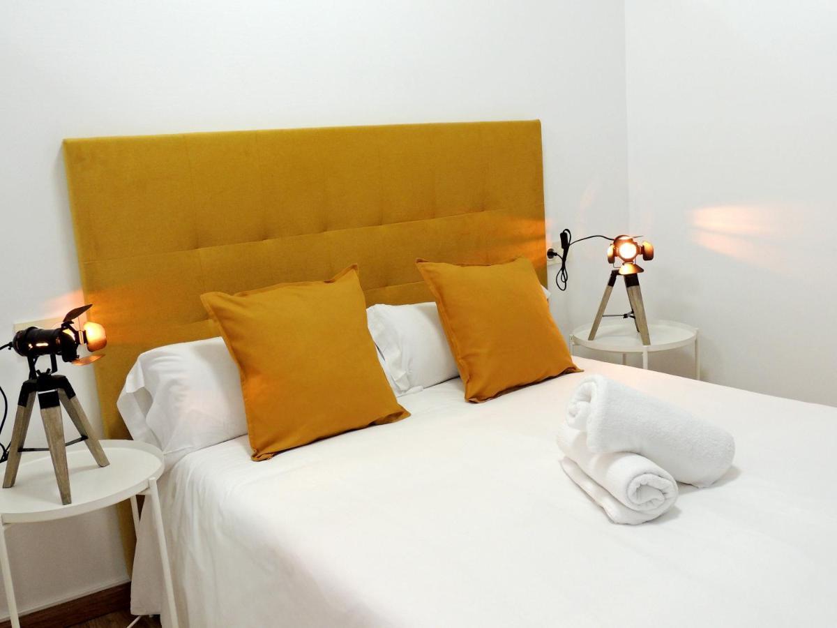 Casa Aurea-Apartamento Zona Antigua,Parking Y Wifi By Delabra Apartments Oviedo Eksteriør bilde